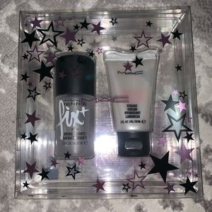 MAC Cosmetics Stars of Skincare Kit